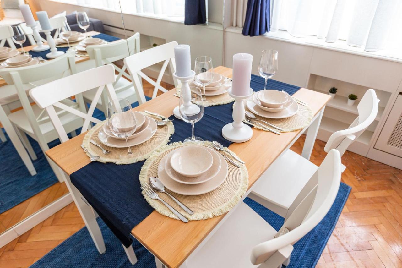 Flat With Excellent Location In Tesvikiye, Sisli Apartman Isztambul Kültér fotó