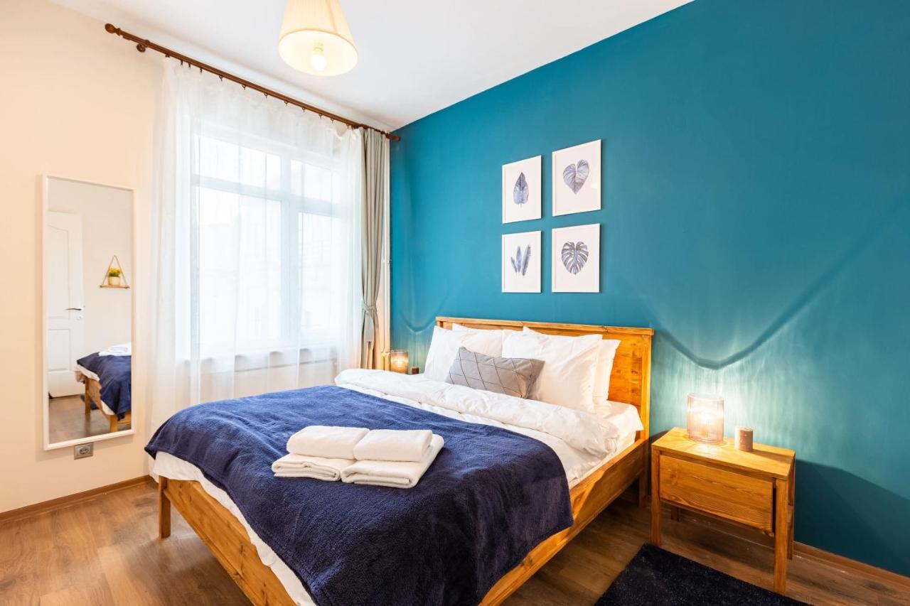 Flat With Excellent Location In Tesvikiye, Sisli Apartman Isztambul Kültér fotó